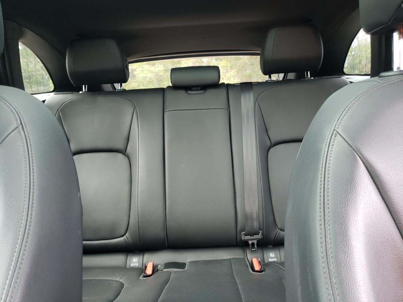2017 Jaguar F-Pace - Image 10
