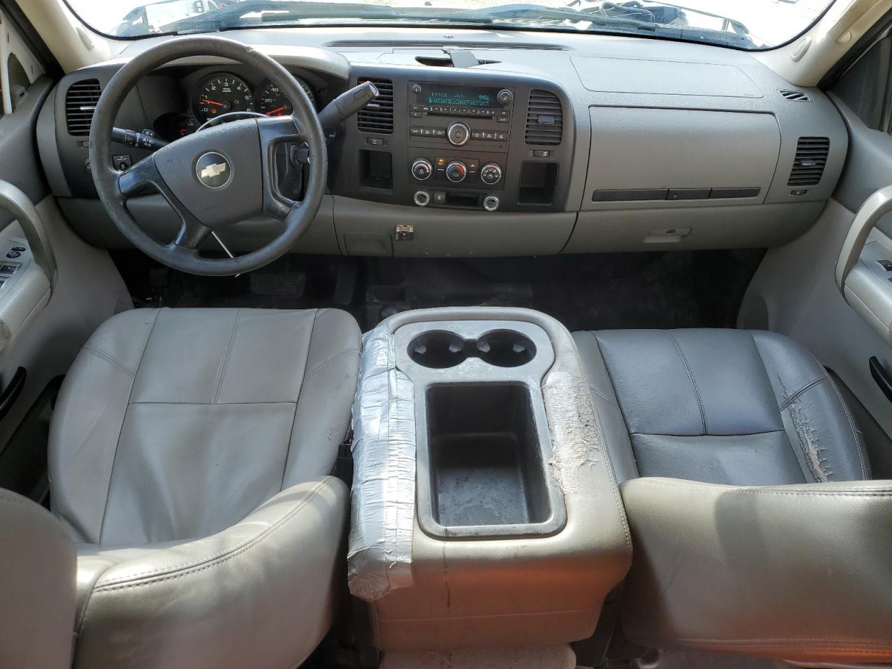 2009 Chevrolet Silverado - Image 8