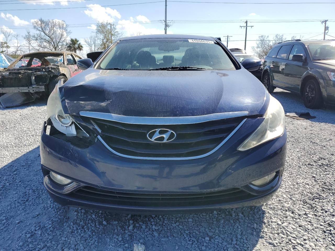 2012 Hyundai Sonata - Image 5