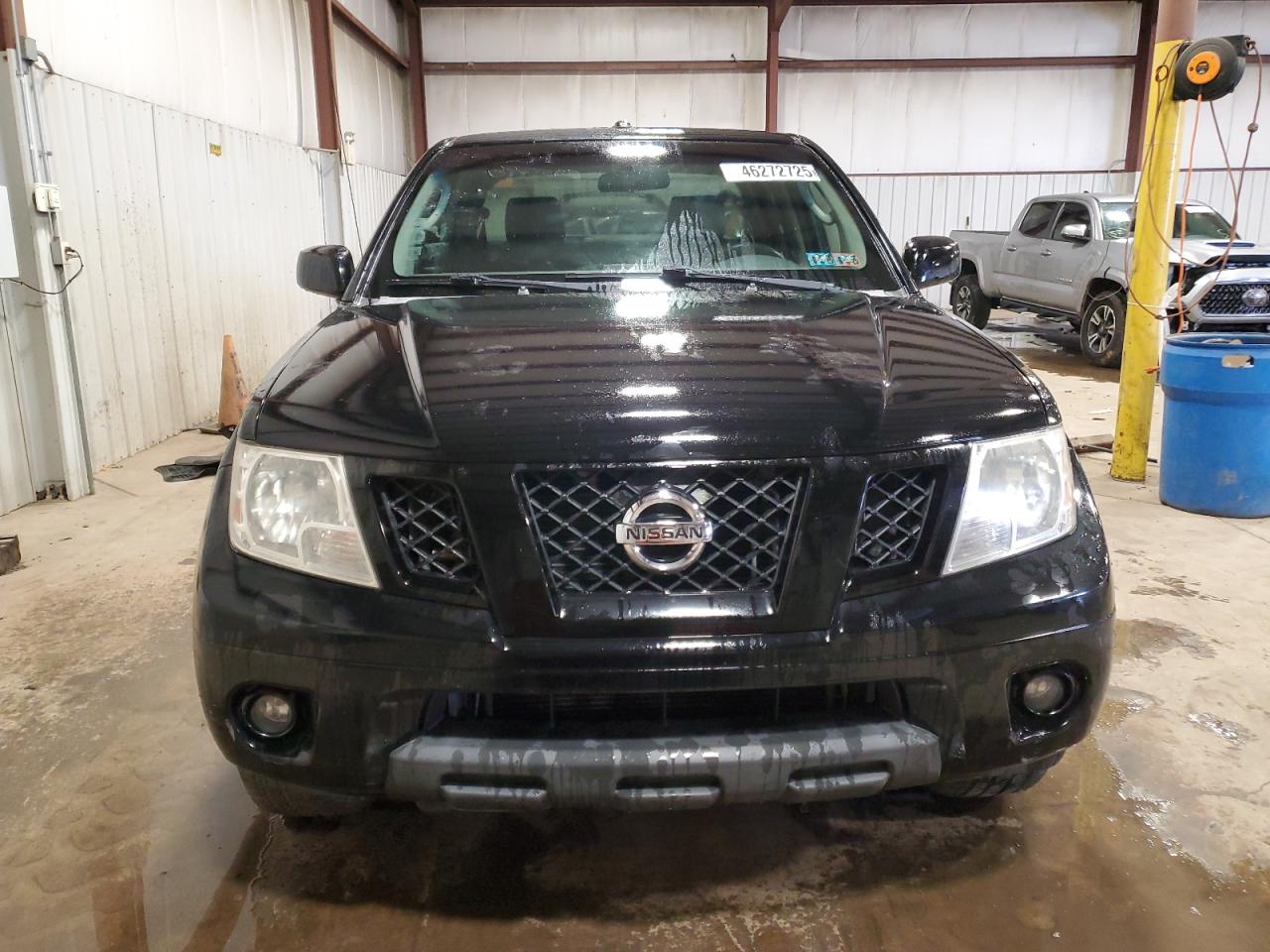 2009 Nissan Navara (Frontier) - Image 5