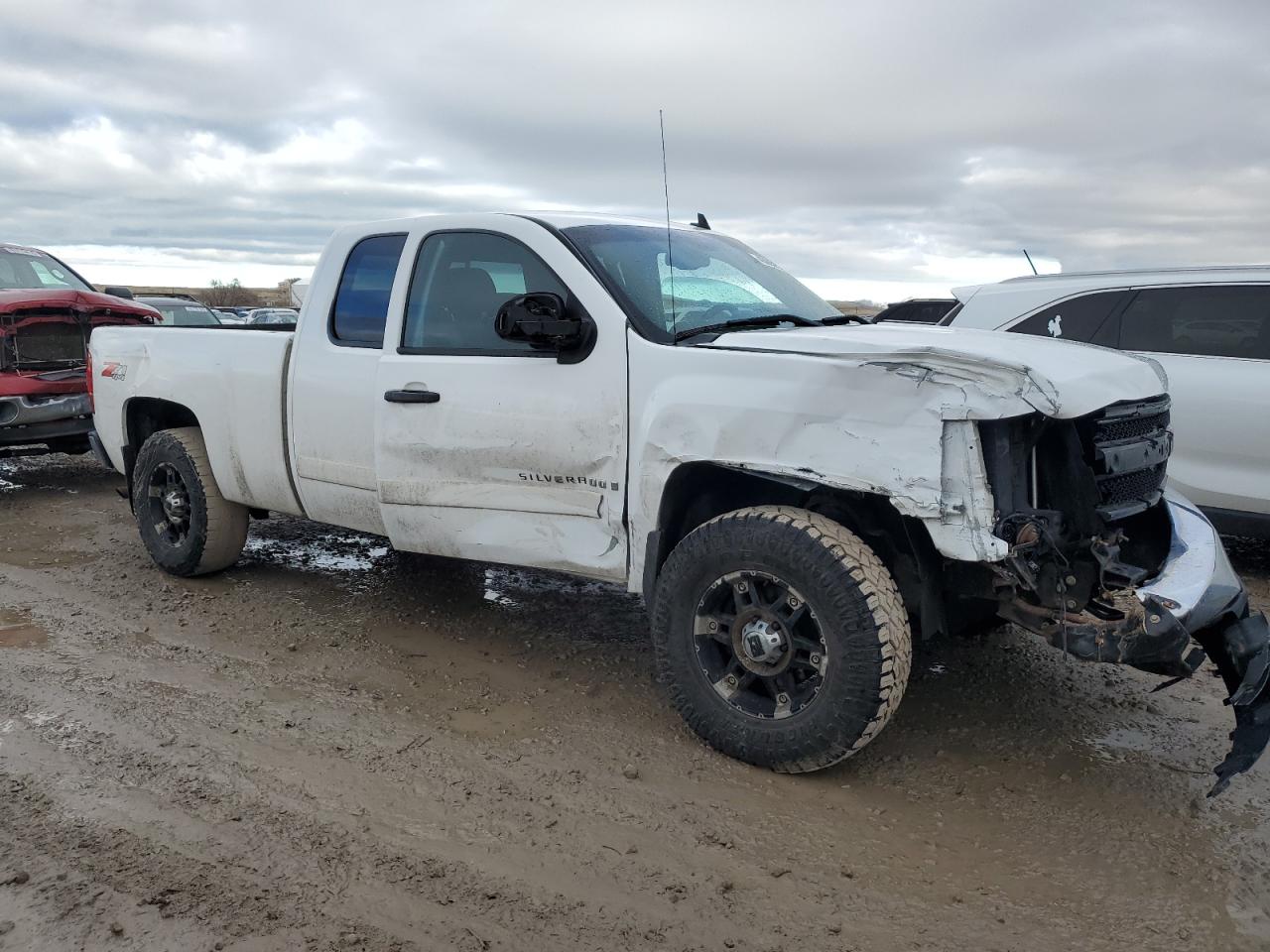 2008 Chevrolet Silverado - Image 4