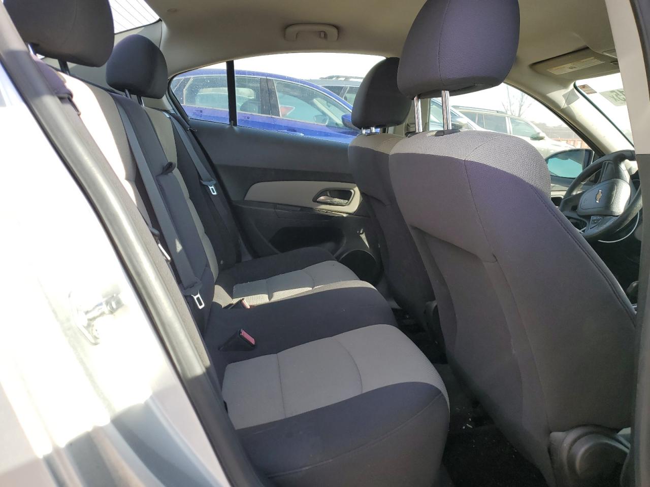 2012 Chevrolet Cruze - Image 10