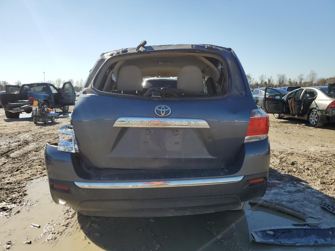 2013 Toyota Highlander - Image 6