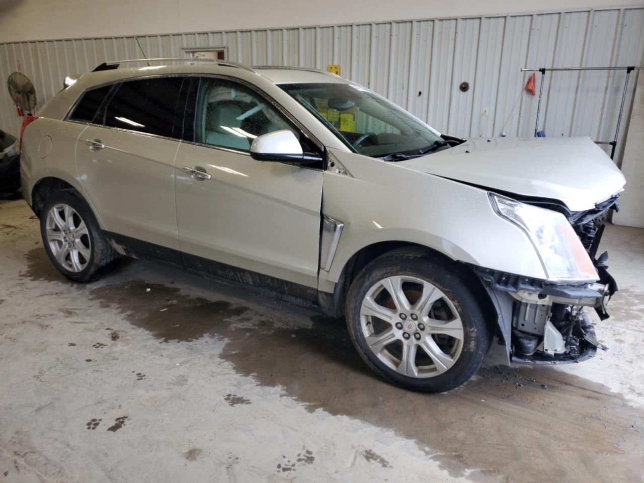 2015 Cadillac SRX - Image 4
