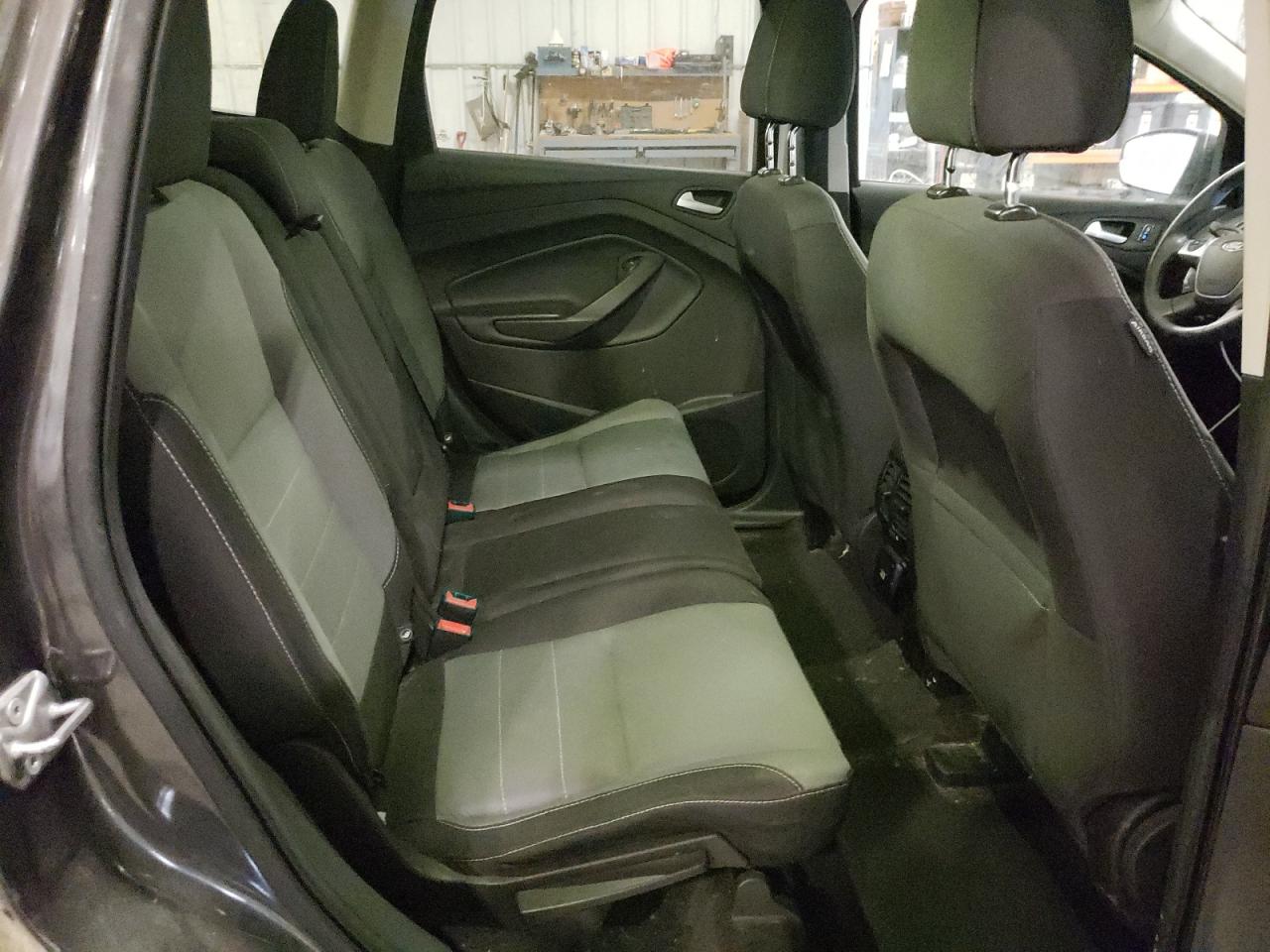 2016 Ford Escape - Image 11