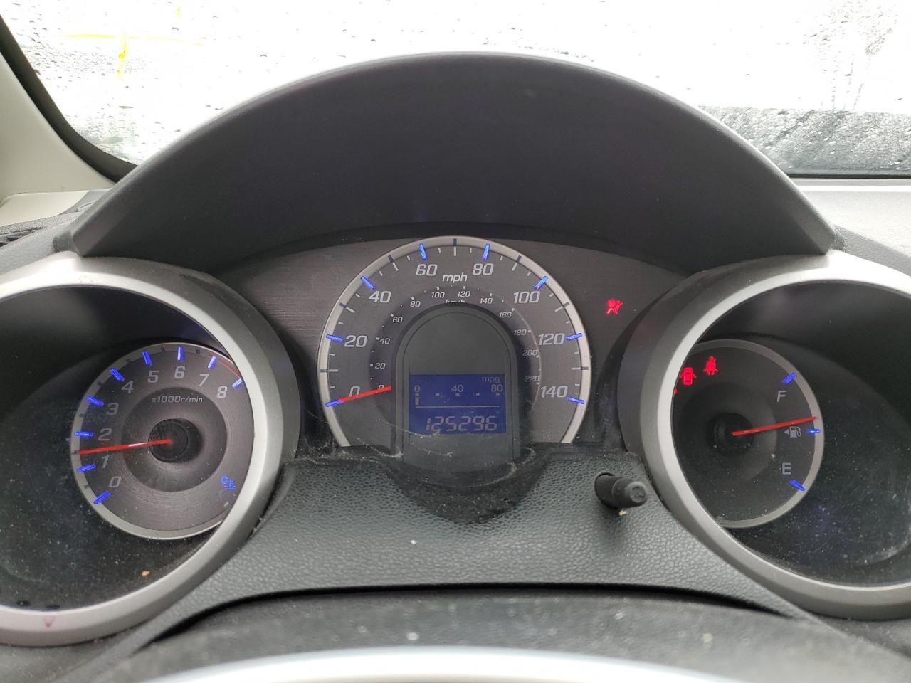 2013 Honda Fit - Image 9