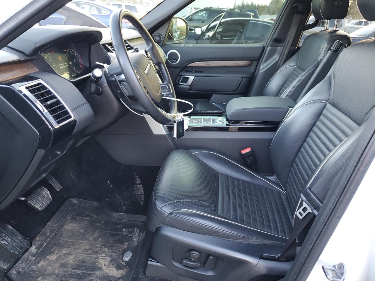 2019 Land Rover Discovery - Image 7