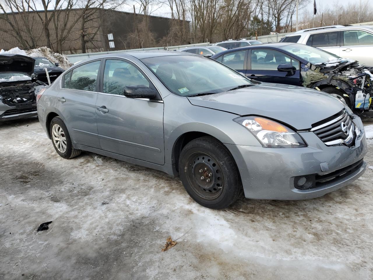 2009 Nissan Altima - Image 4