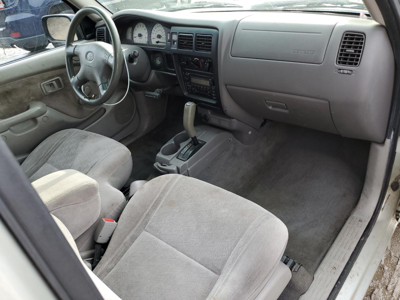 2001 Toyota Tacoma - Image 8