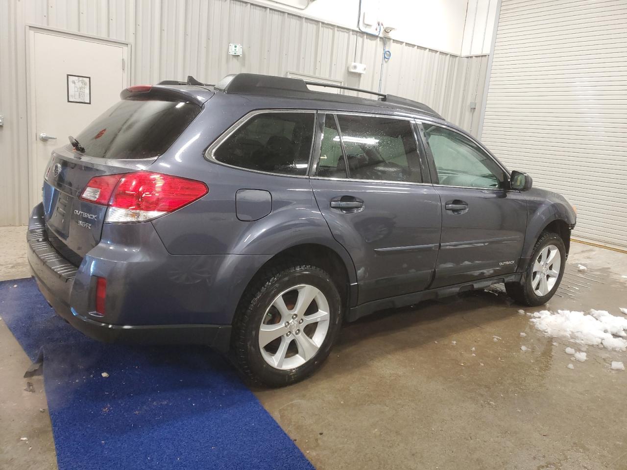 2014 Subaru Outback - Image 3