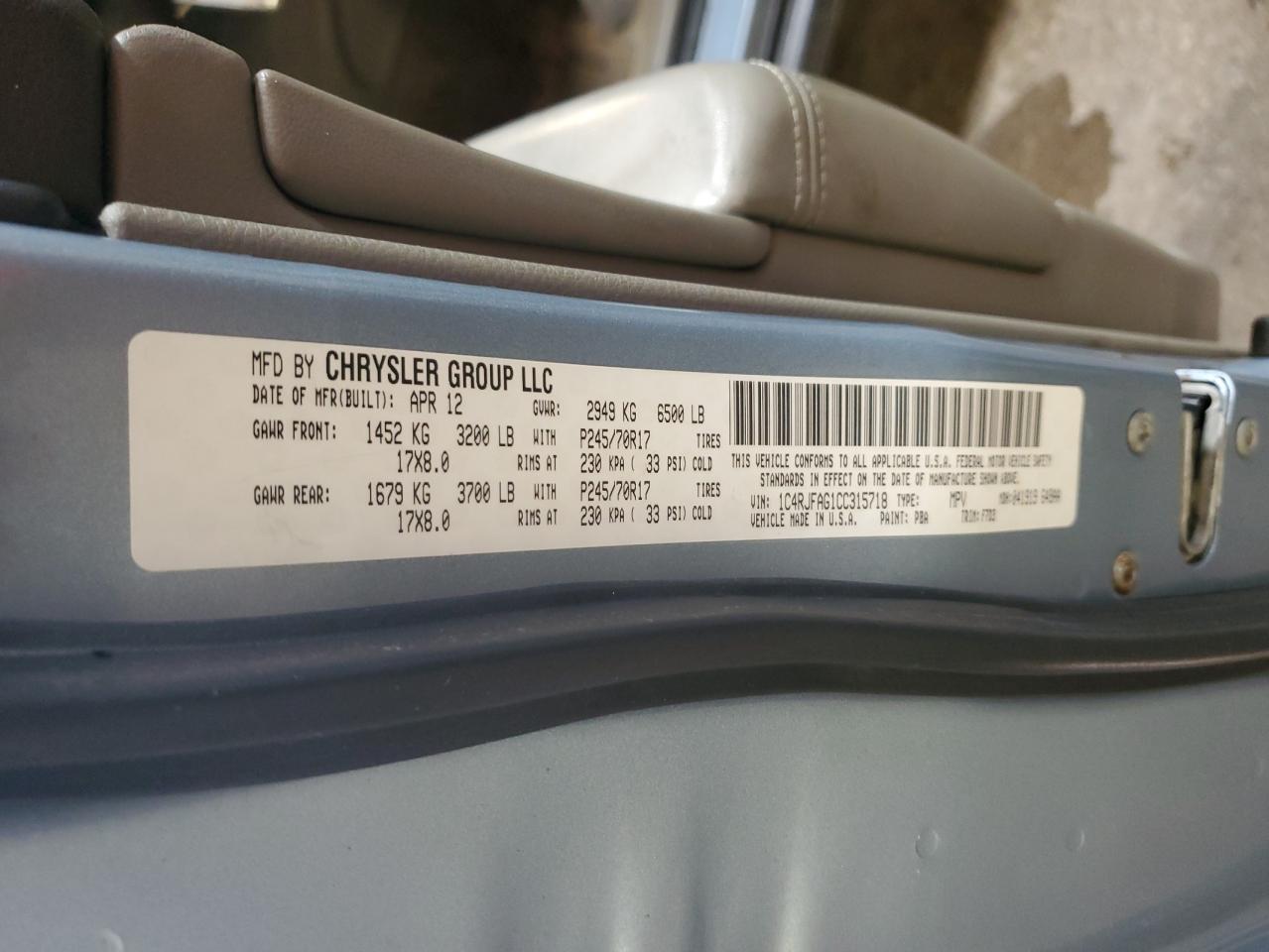 2012 Jeep Grand Cherokee - Image 14