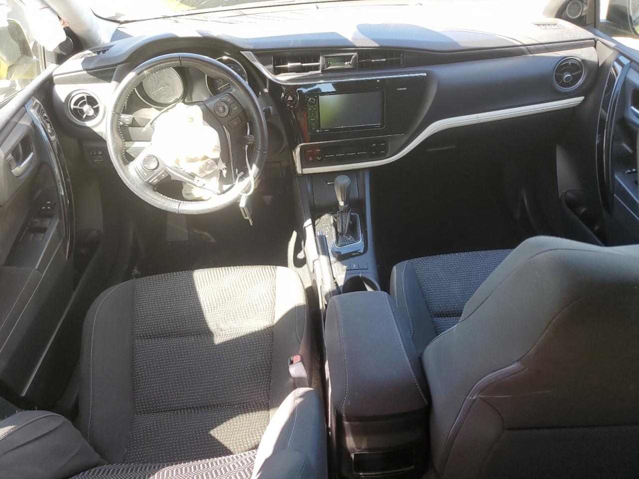 2018 Toyota Corolla - Image 8
