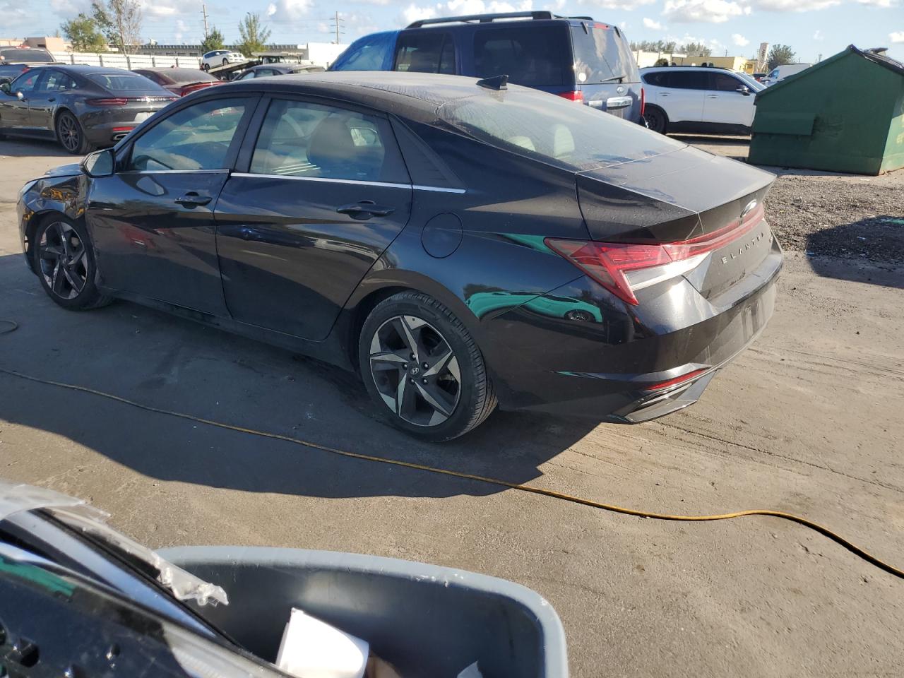 2021 Hyundai Elantra - Image 2