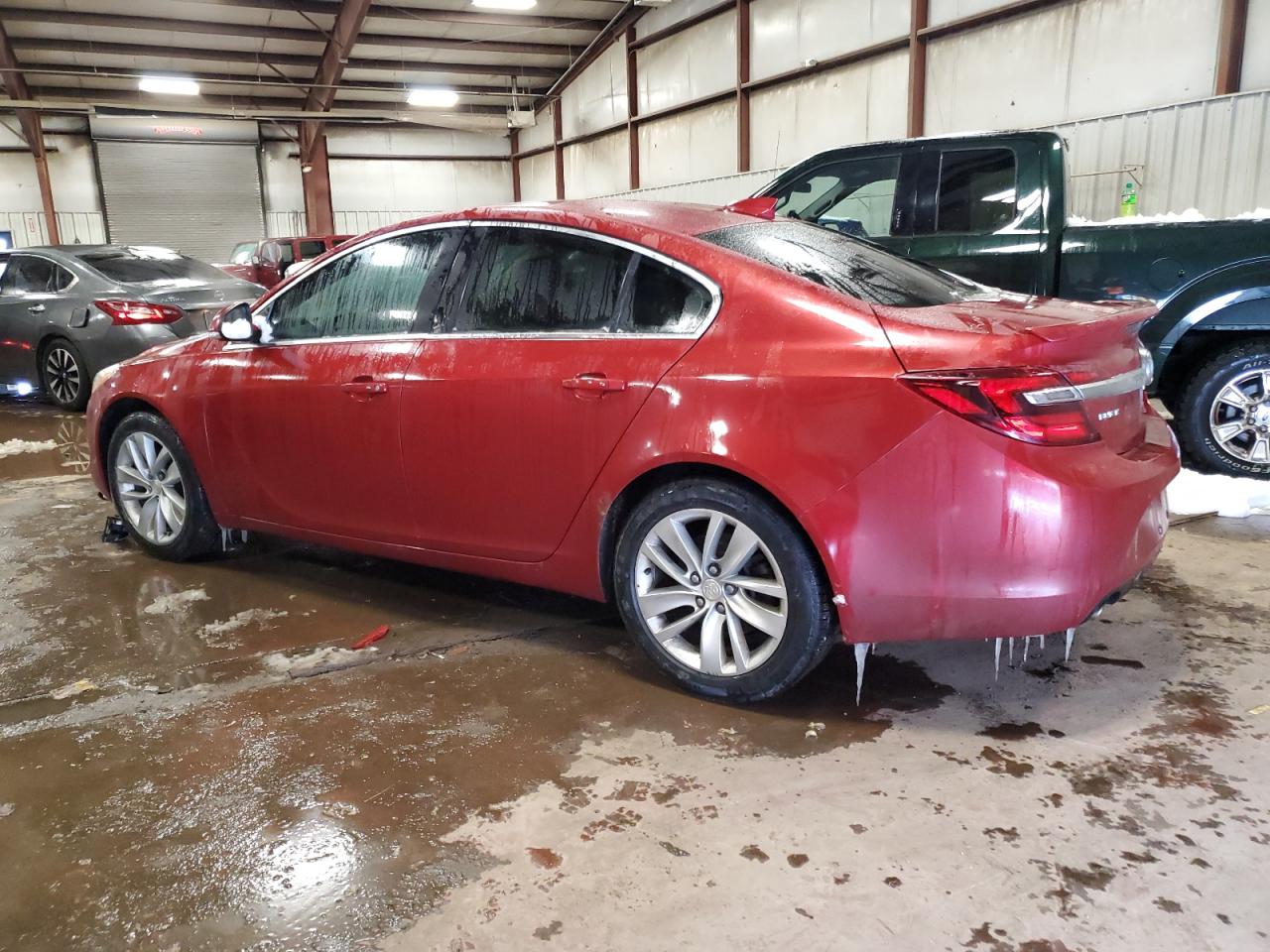 2015 Buick Regal - Image 2
