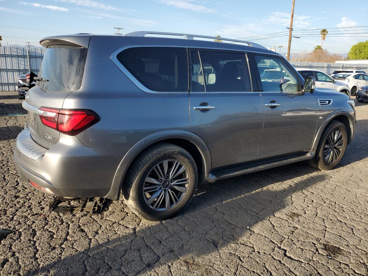 2020 Infiniti QX80 - Image 3