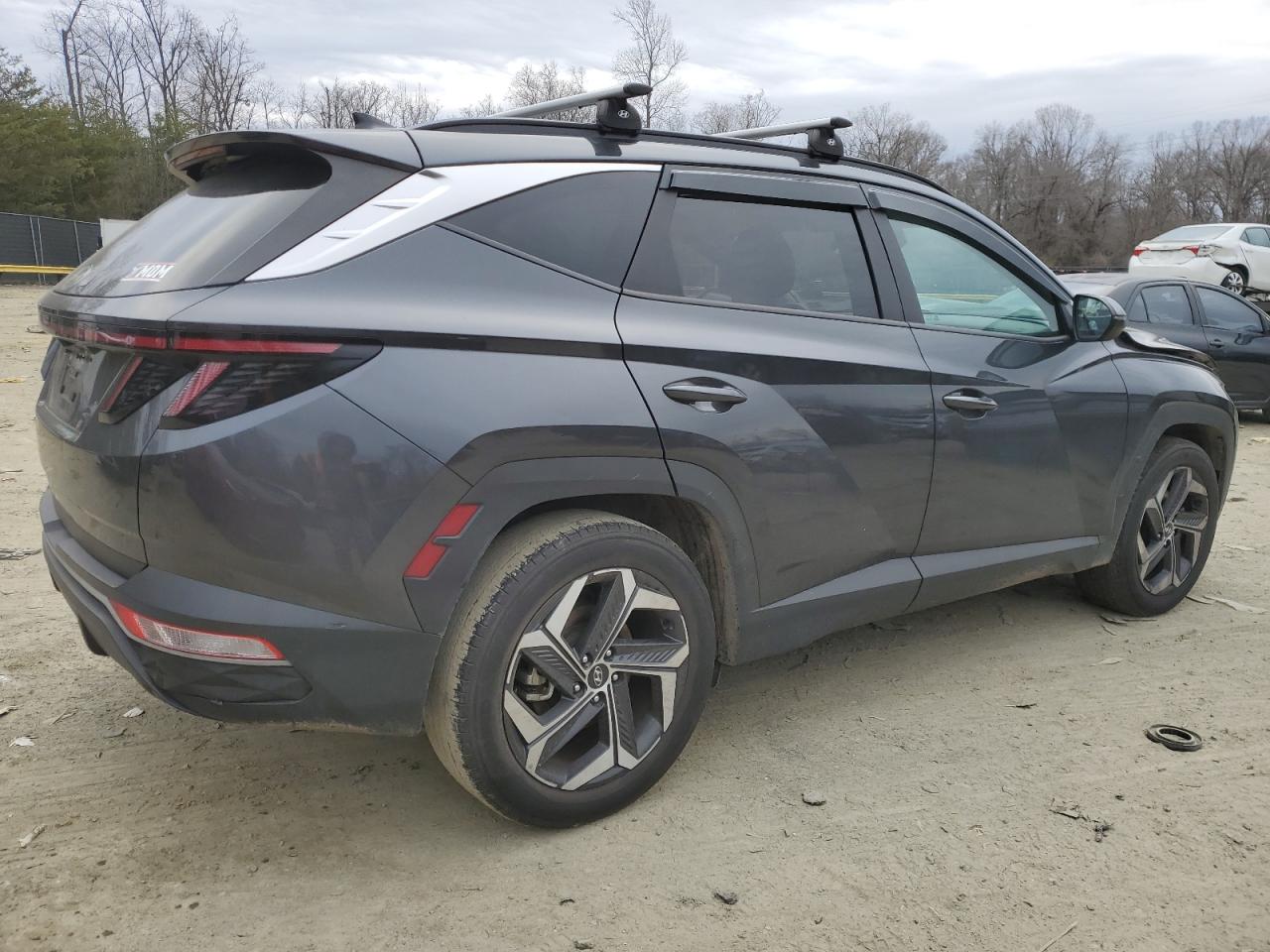 2022 Hyundai Tucson - Image 3