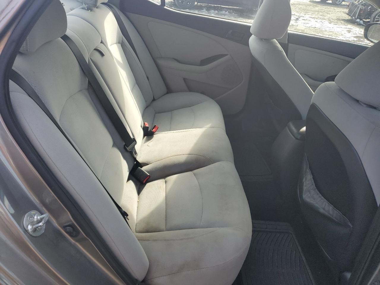 2014 Kia Optima - Image 10