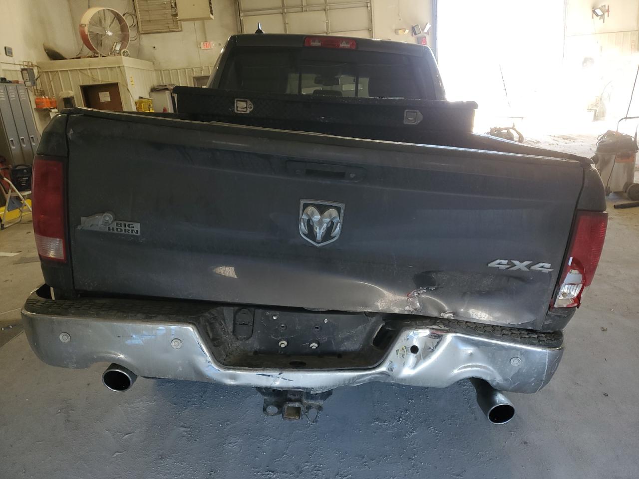 2016 RAM 1500 - Image 6