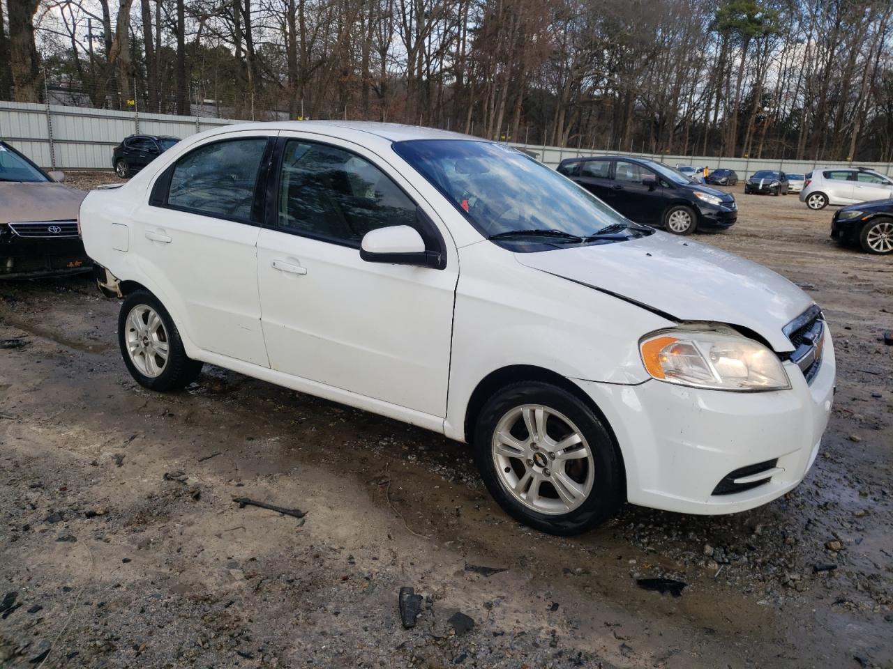 2011 Chevrolet Aveo - Image 4