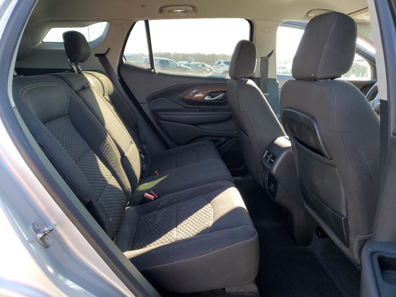 2018 GMC Terrain - Image 11