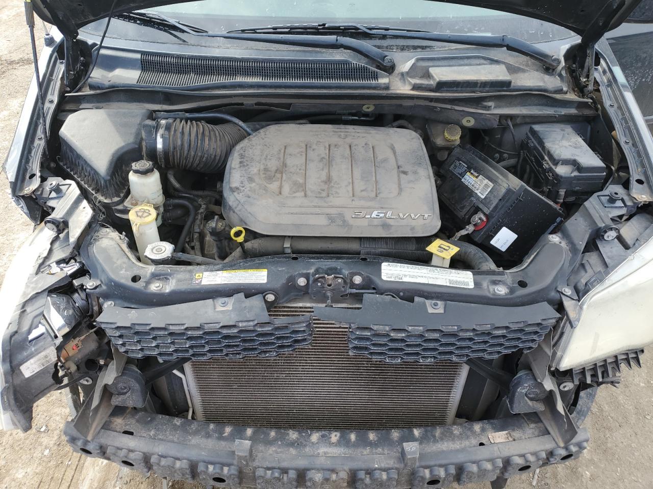 2011 Dodge Caravan - Image 12