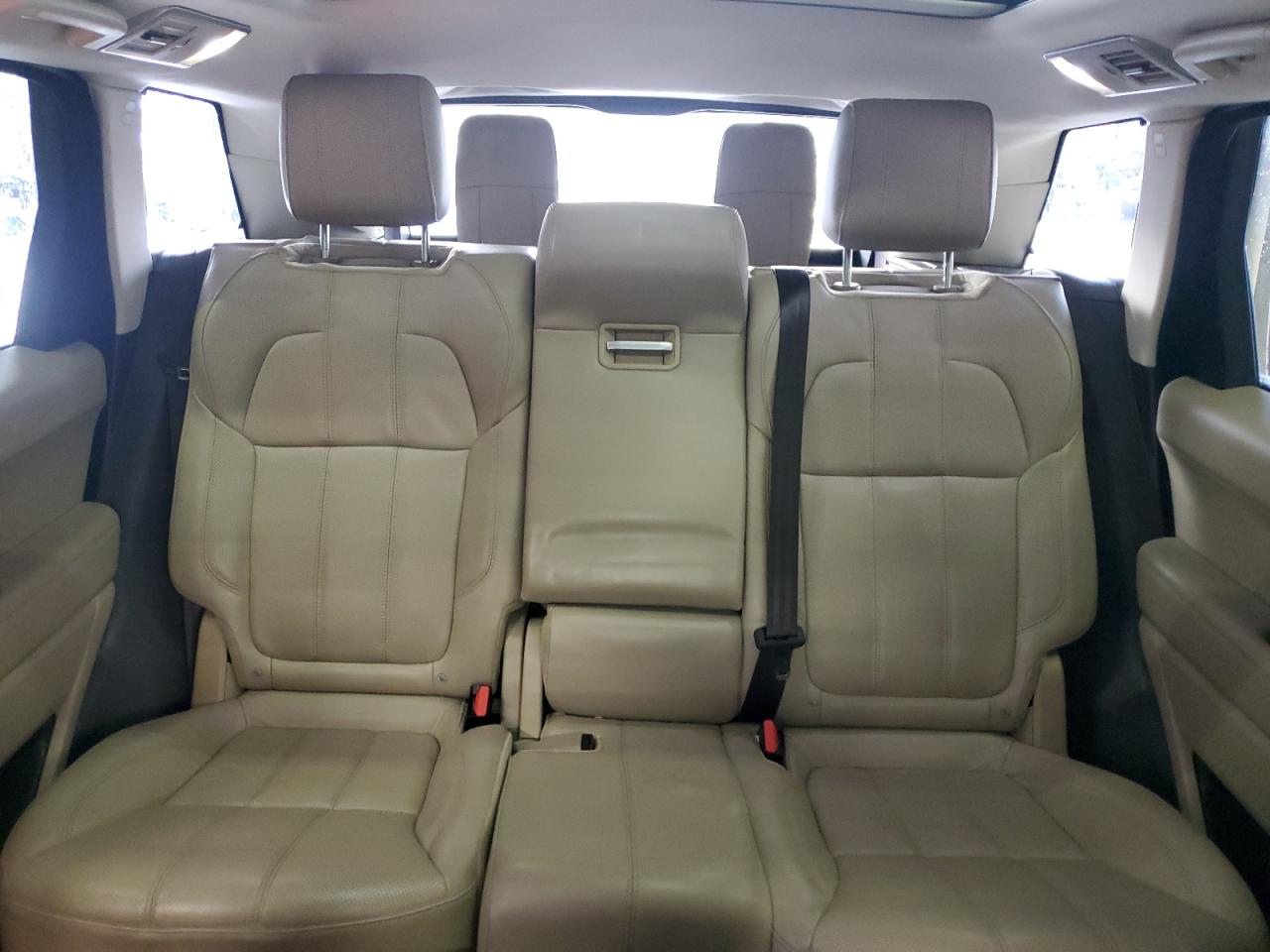 2014 Land Rover Range Rover - Image 10