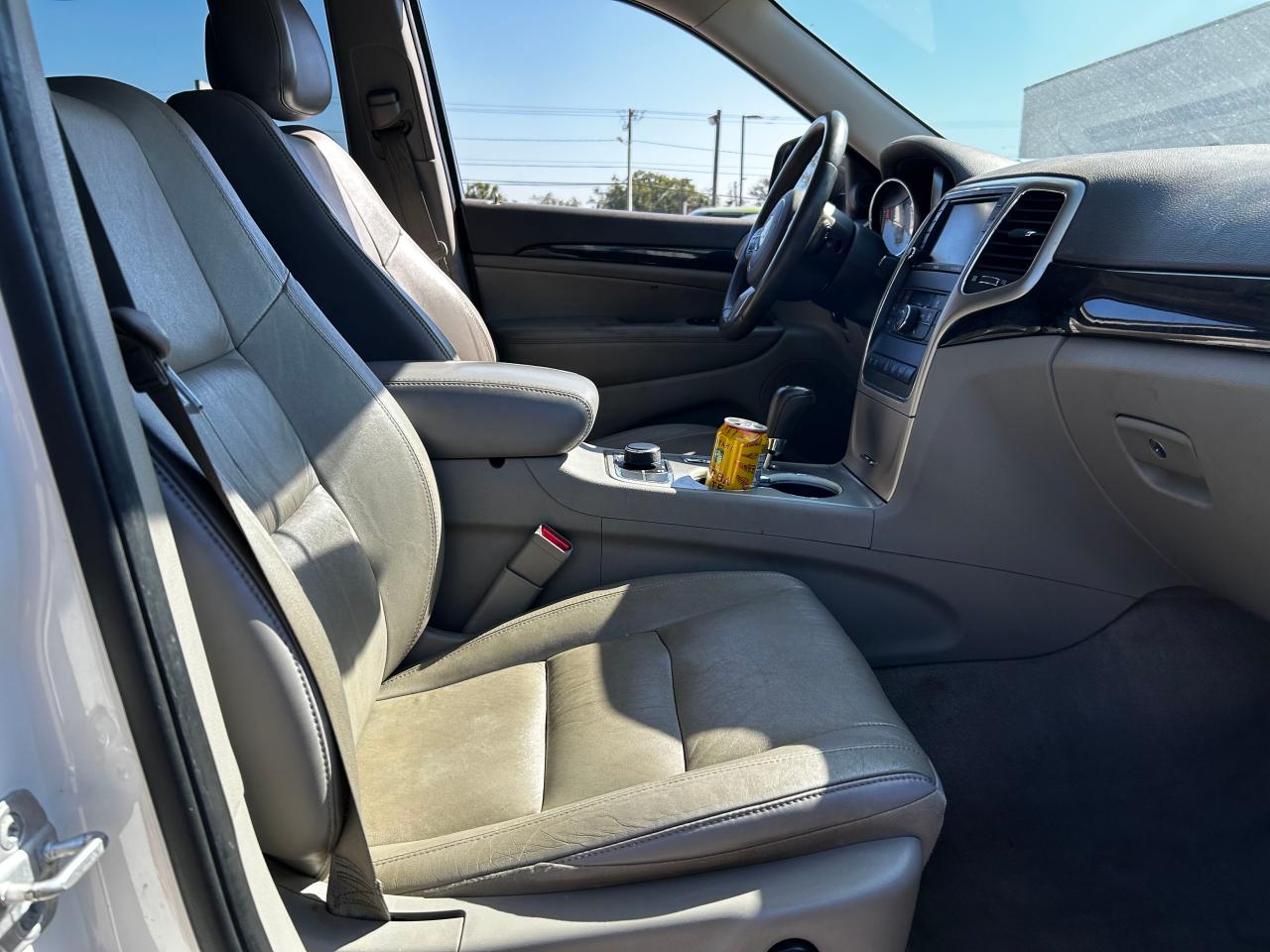 2012 Jeep Grand Cherokee - Image 5