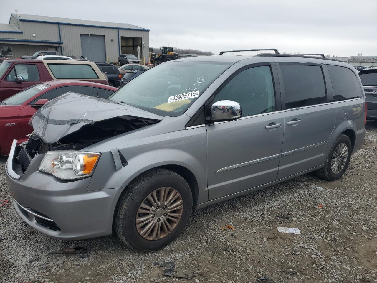 2016 Chrysler Town & Country - Image 1