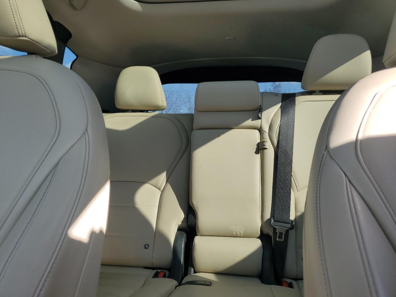 2019 Infiniti QX50 - Image 10