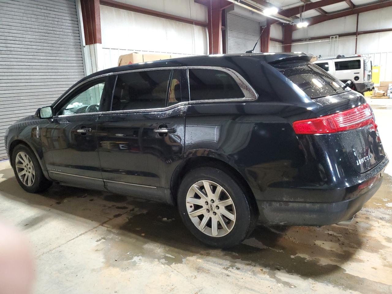 2016 Lincoln MKT - Image 2