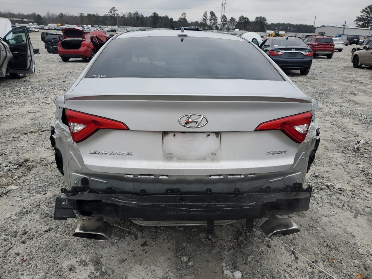 2016 Hyundai Sonata - Image 6