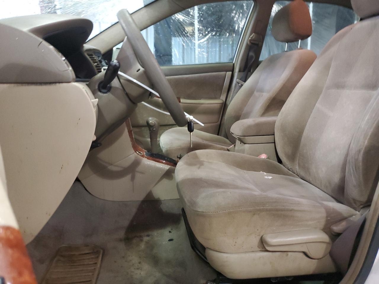 2005 Toyota Corolla - Image 7