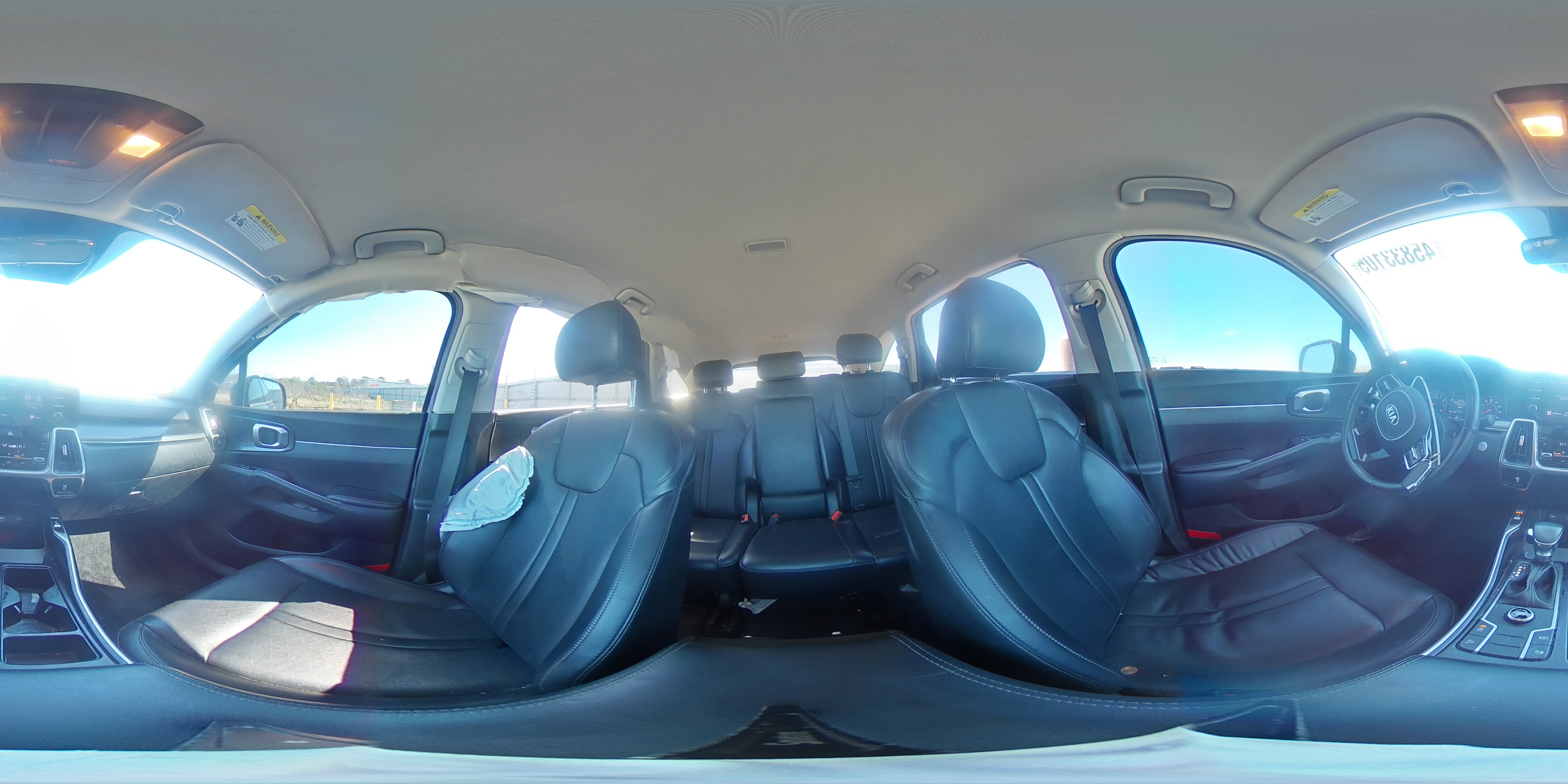 2021 Kia Sorento - Image 12