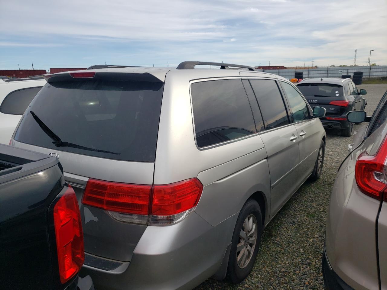 2008 Honda Odyssey - Image 3