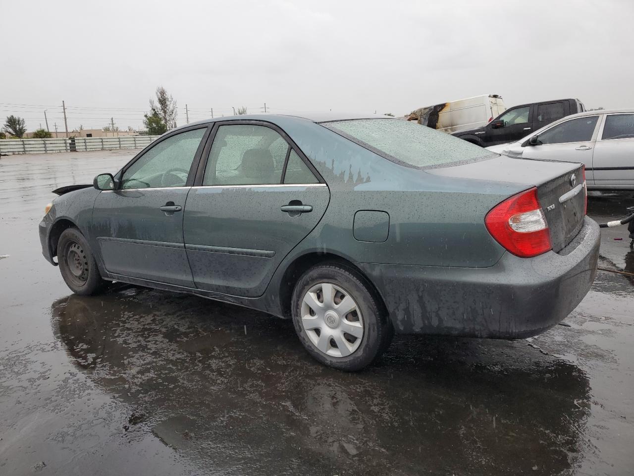 2002 Toyota Camry - Image 2