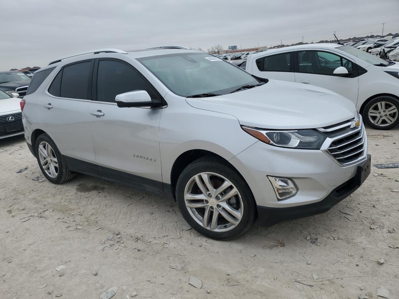 2019 Chevrolet Equinox - Image 4