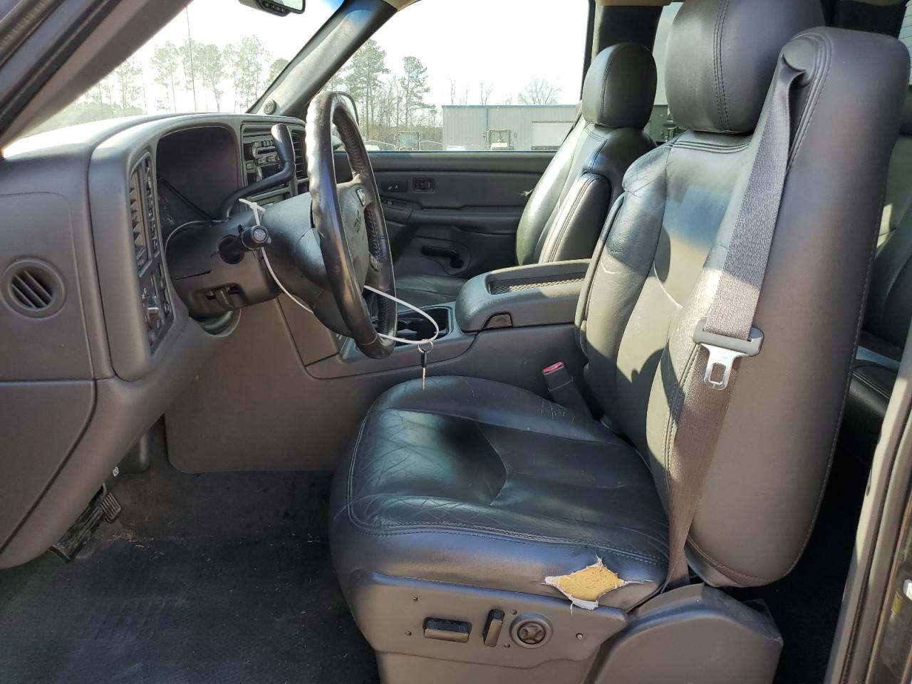 2005 GMC Sierra - Image 7