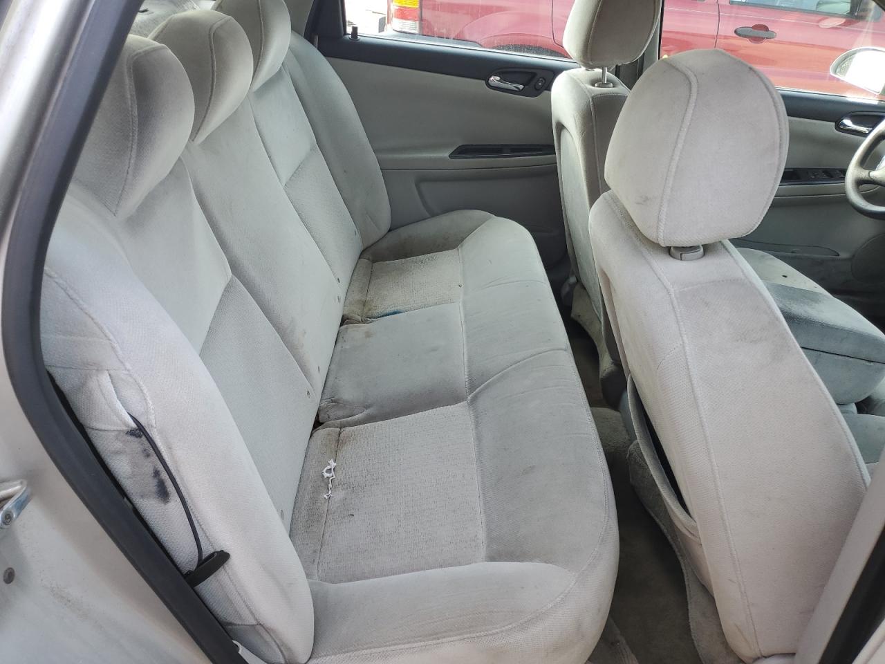 2008 Chevrolet Impala - Image 10