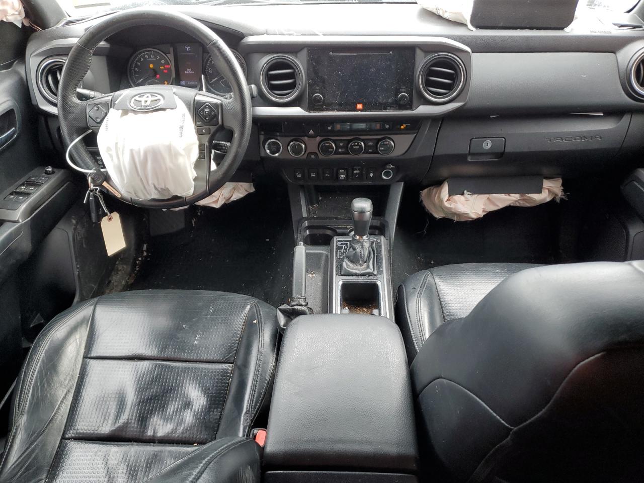 2018 Toyota Tacoma - Image 8