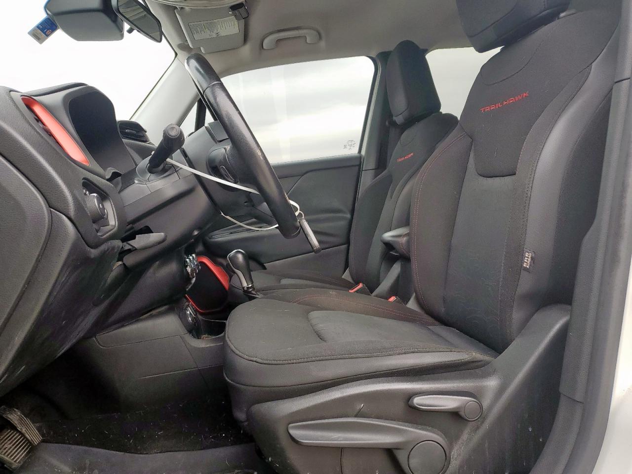 2016 Jeep Renegade - Image 7