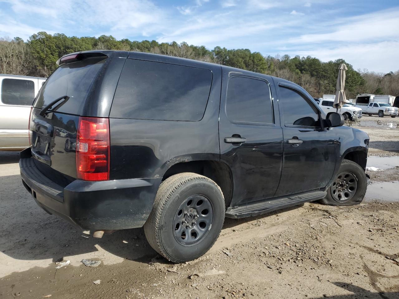 2013 Chevrolet Tahoe - Image 3