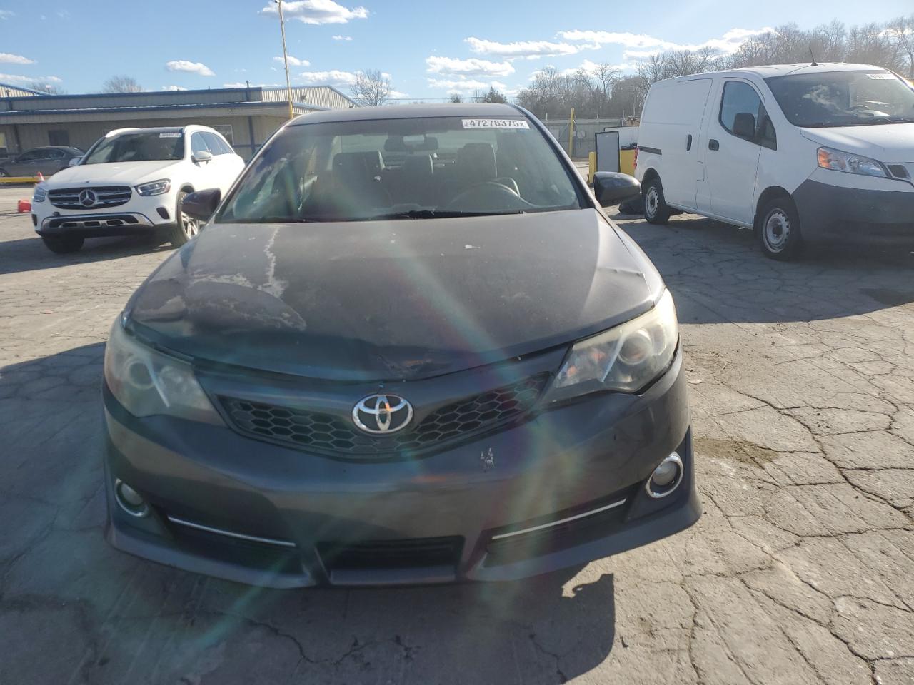2014 Toyota Camry - Image 5