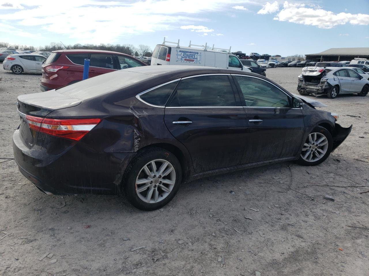 2014 Toyota Avalon - Image 3