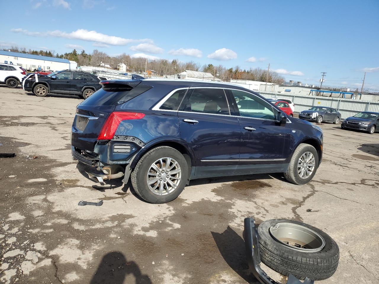 2017 Cadillac XT5 - Image 3