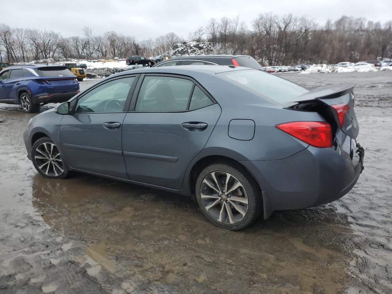 2018 Toyota Corolla - Image 2