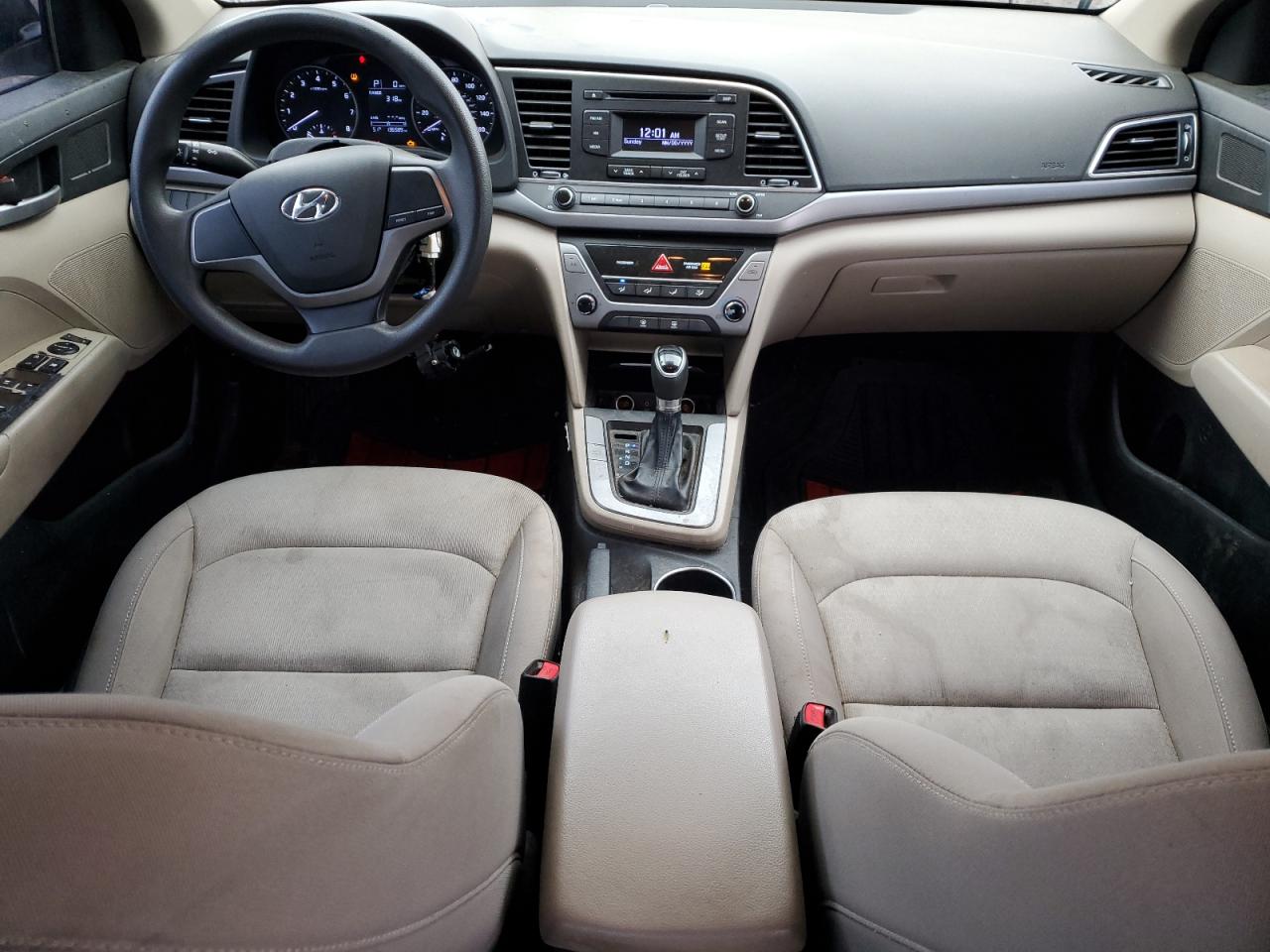 2017 Hyundai Elantra - Image 8