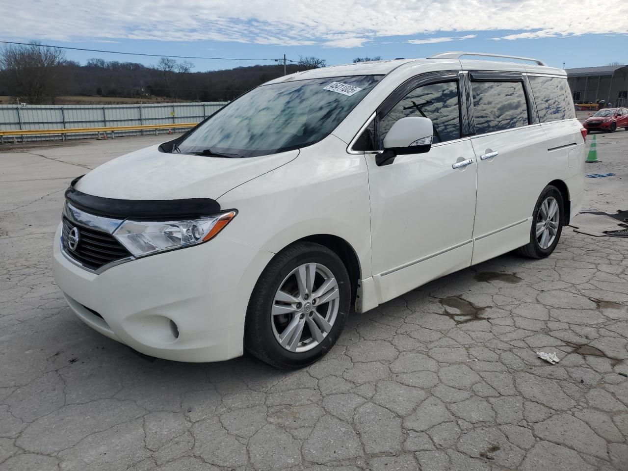 2015 Nissan Quest - Image 1