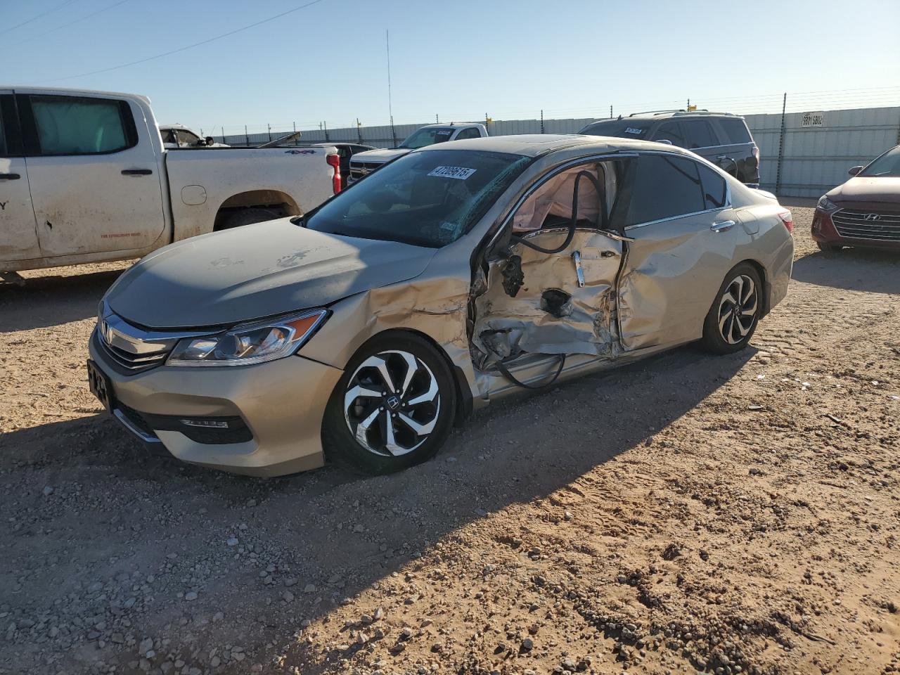 Andrews, TX에서 판매 중인 2017 Honda Accord Exl - Side