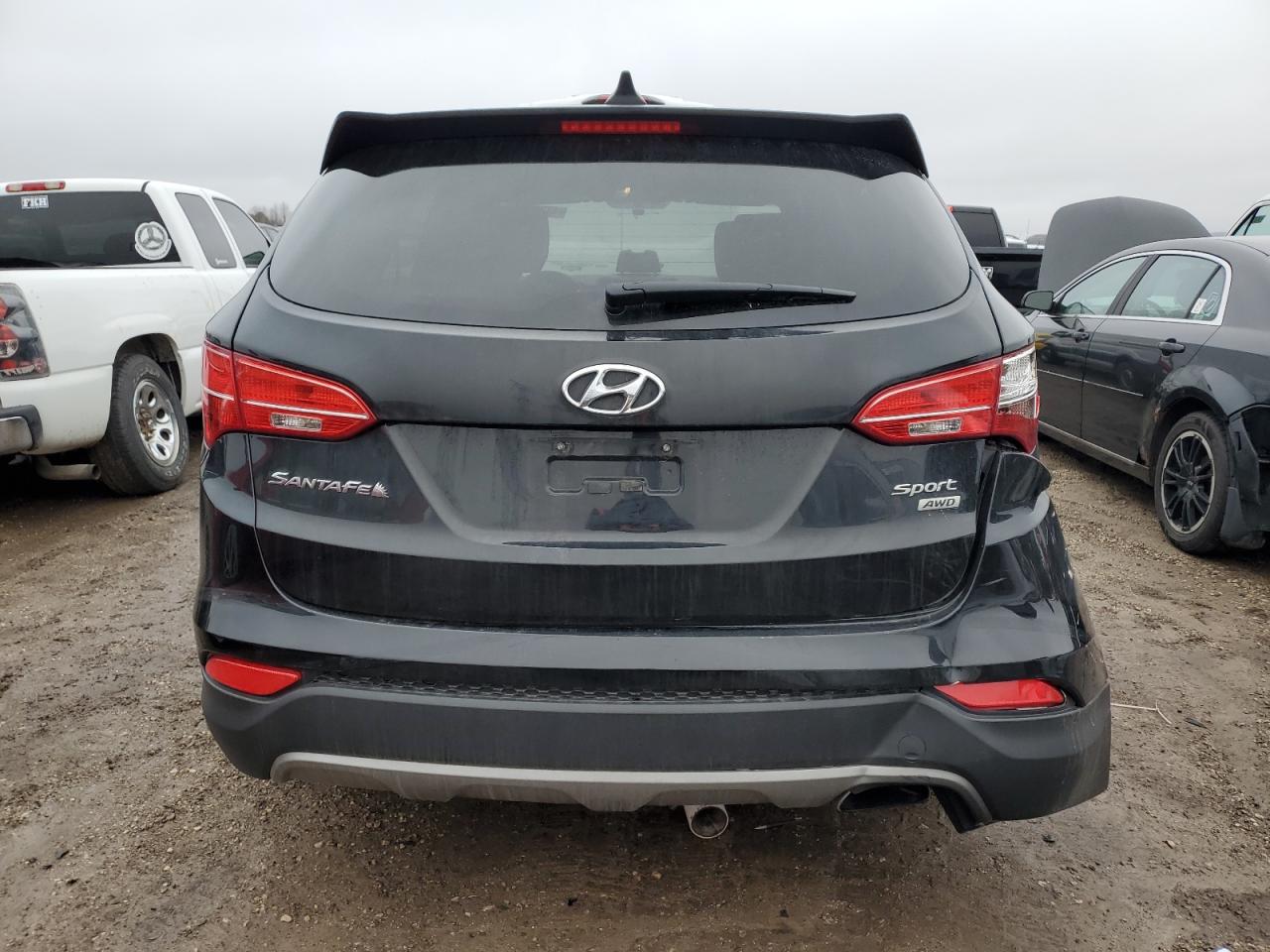 2015 Hyundai Santa Fe - Image 6