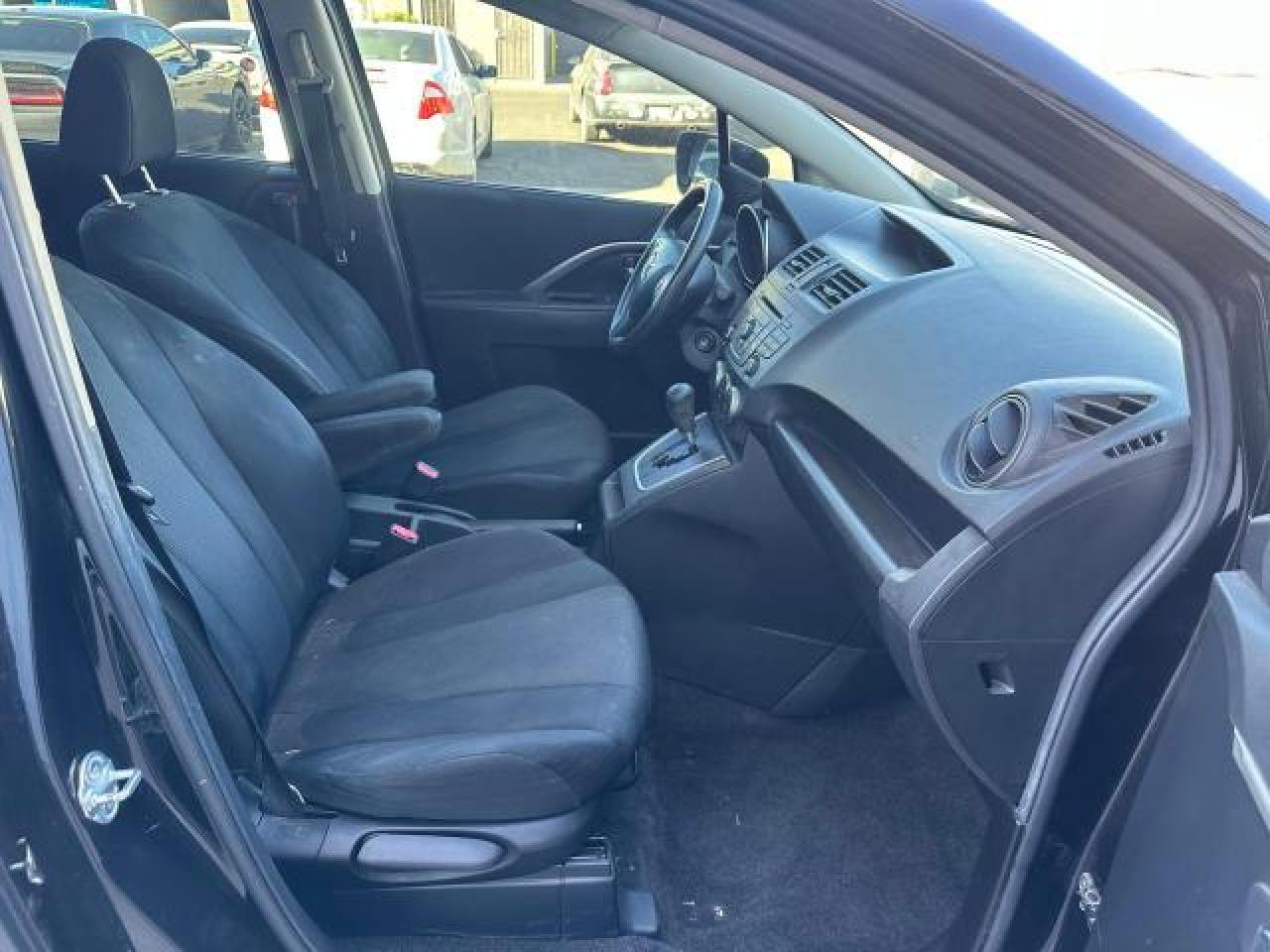 2013 Mazda 5 - Image 5